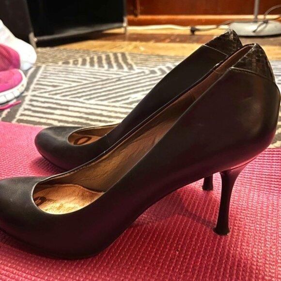 Black high heels from Sam - Picture 1 of 9